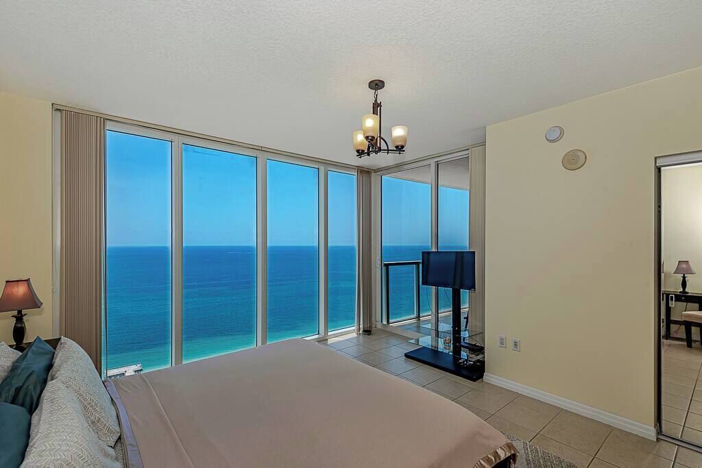 Photo of Others in Sunny Isles Beach
