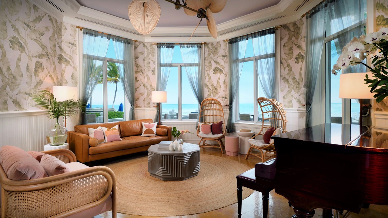Photo of Livingroom in Dolphin Isles