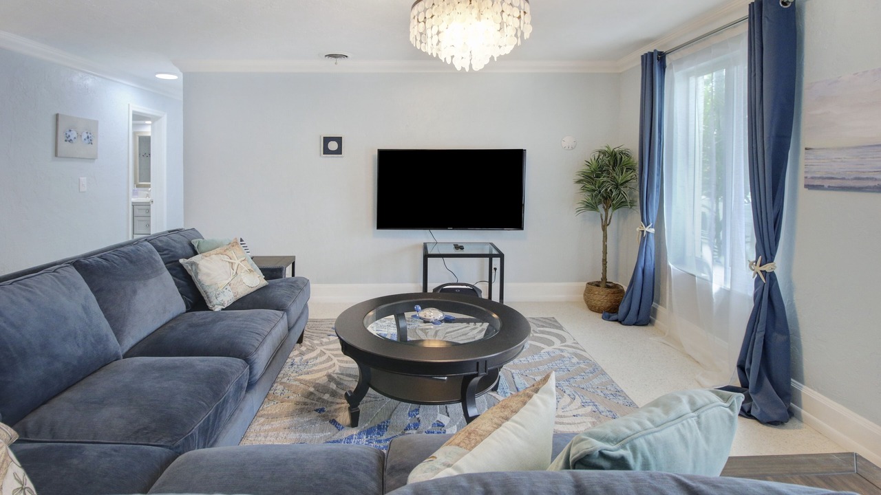 Photo of Livingroom in Dania Beach
