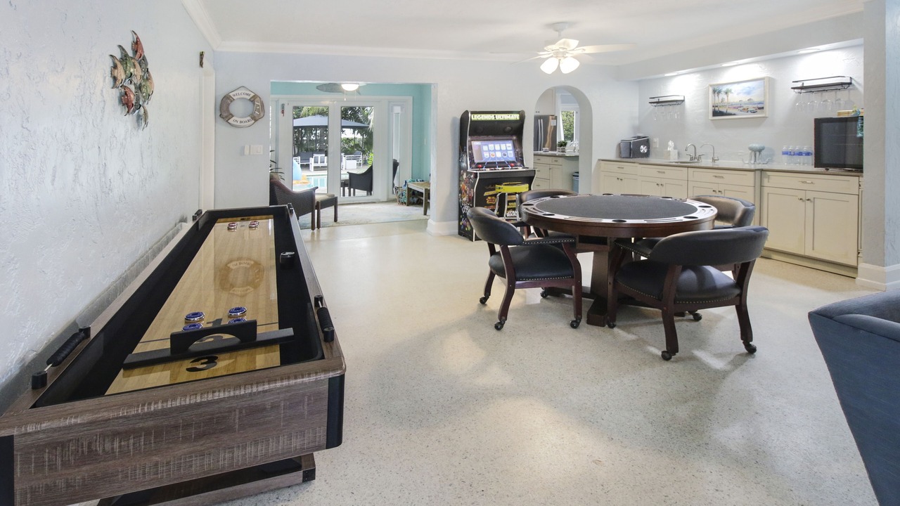 Photo of Bedroom in Dania Beach