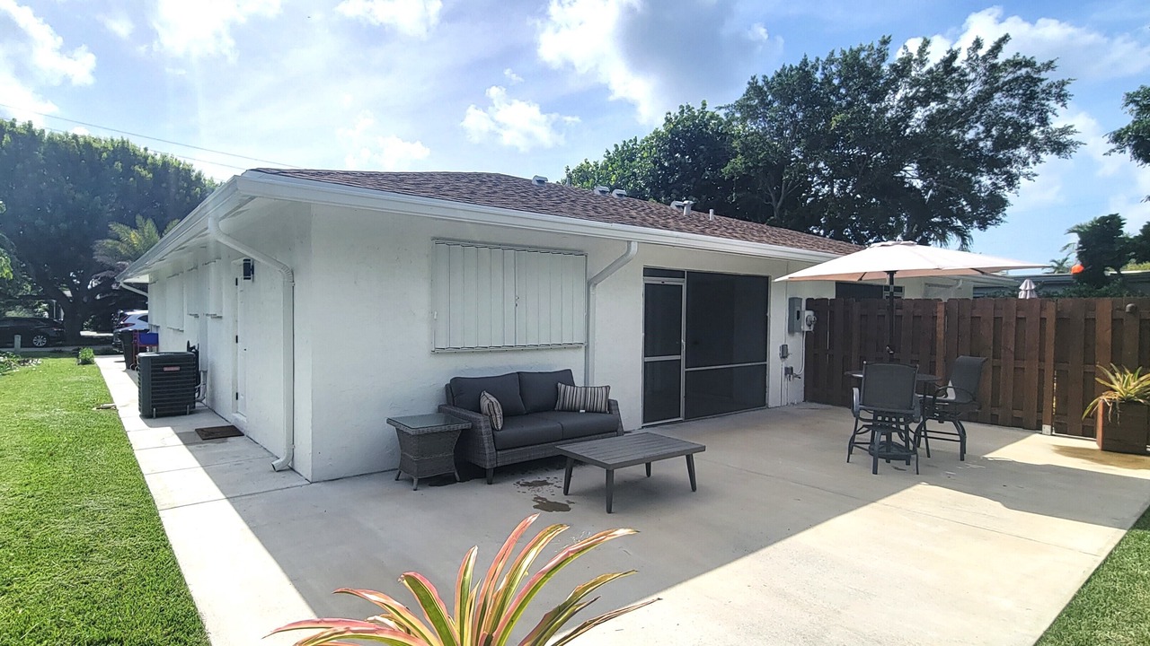 Photo of Outdoor in Tropic Isle