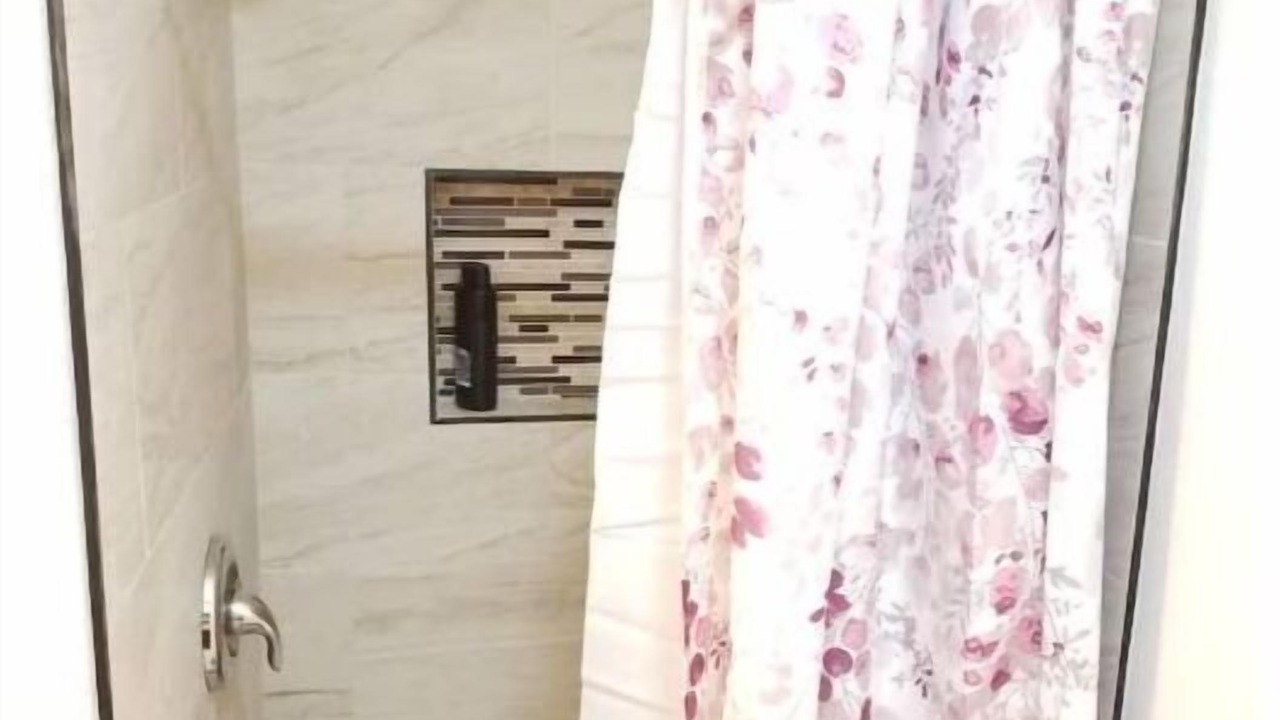 Photo of Bathroom in Waldorf