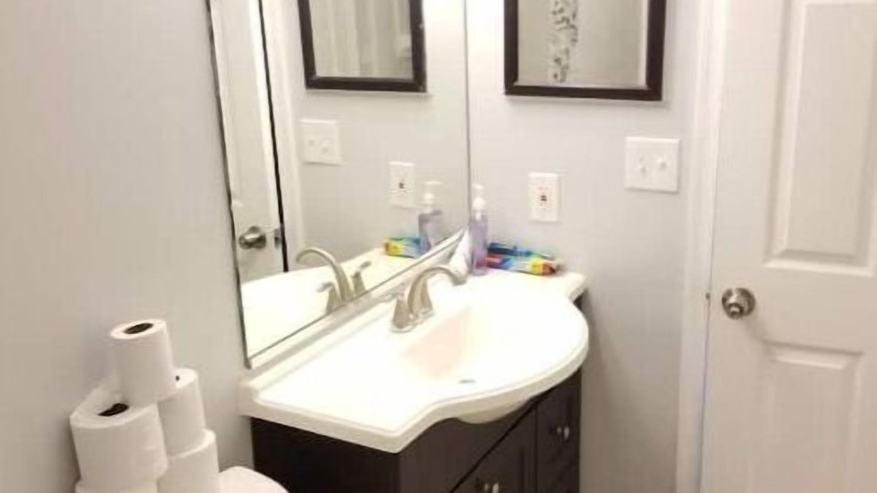 Photo of Bathroom in Waldorf