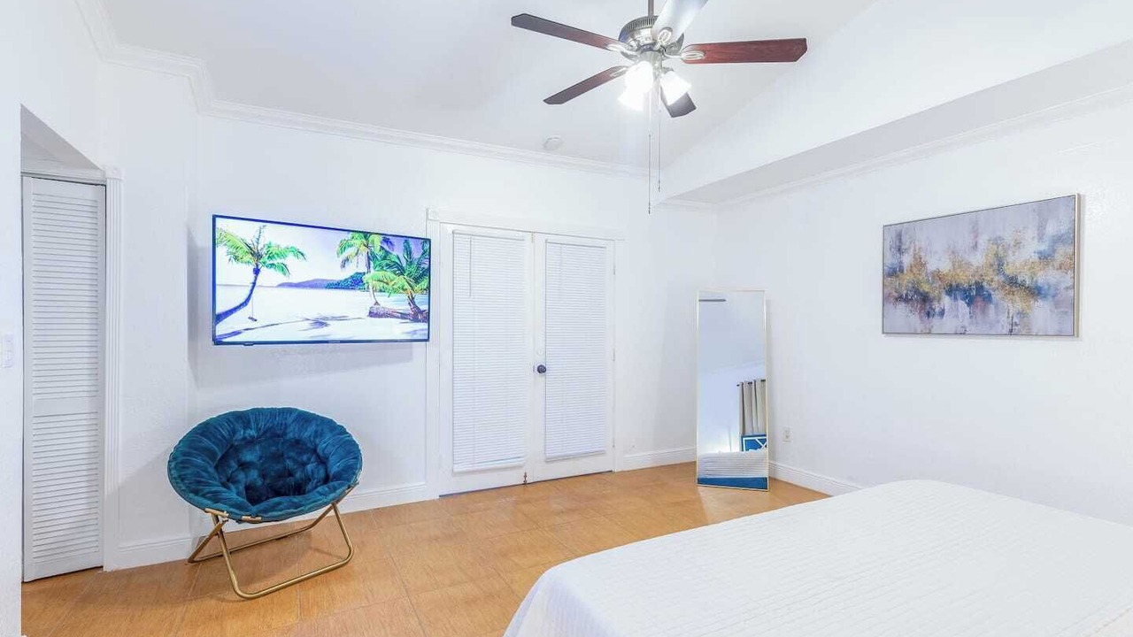 Photo of Bedroom in Pompano Beach