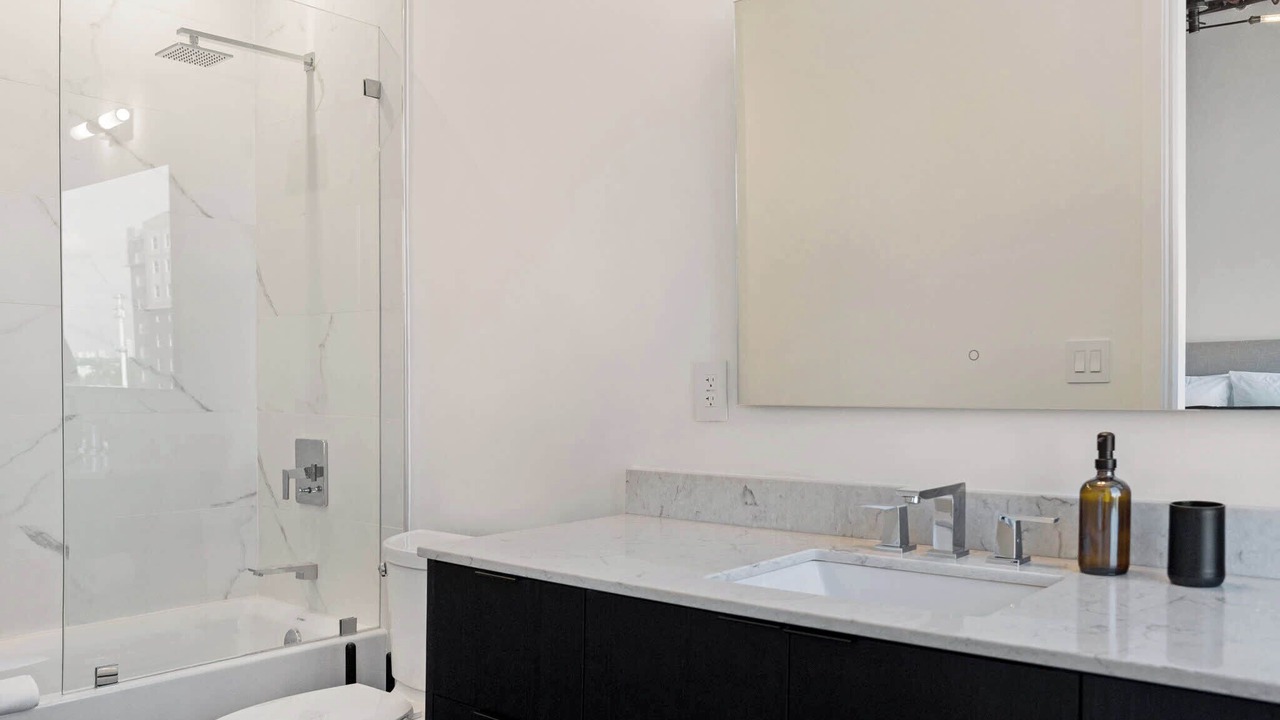 Photo of Bathroom in Little Haiti