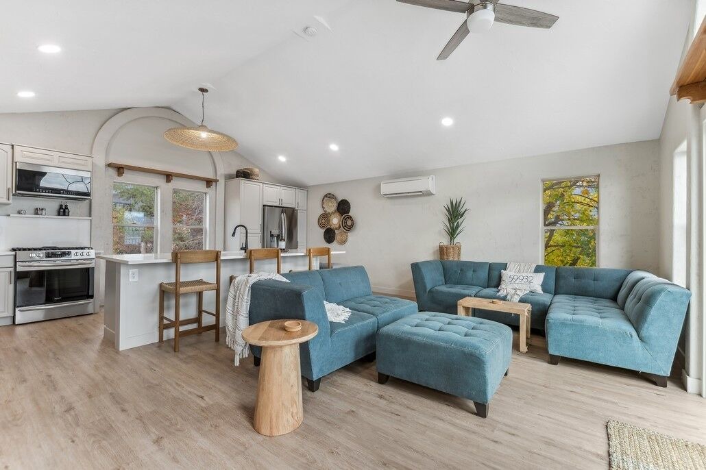Photo of Livingroom in Somers