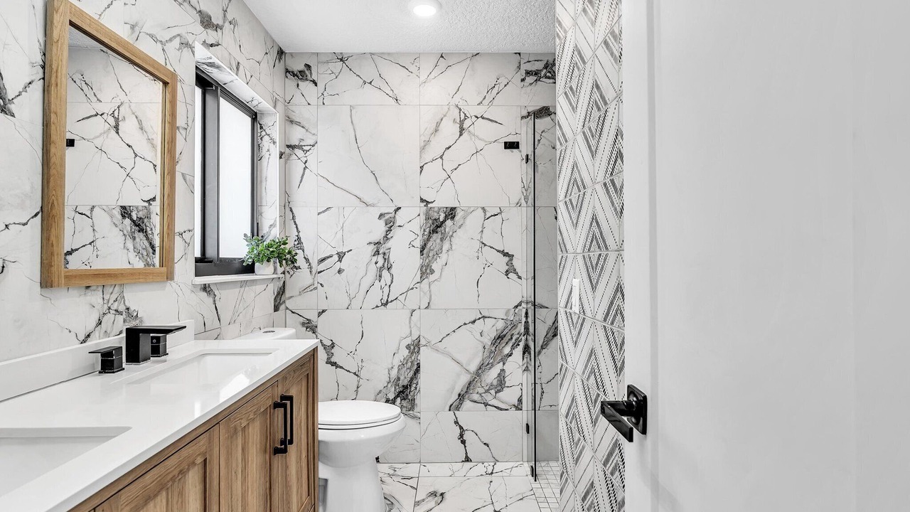 Photo of Bathroom in Imperial Point