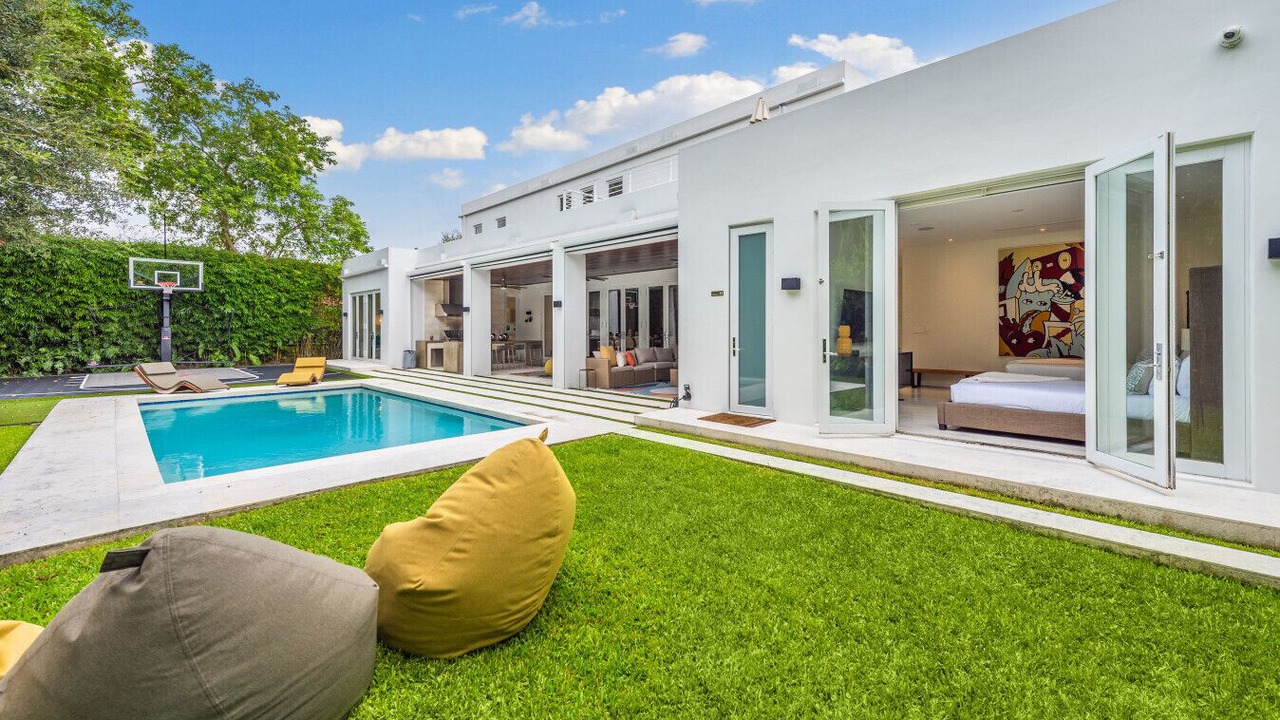 Photo of Outdoor in Miramar