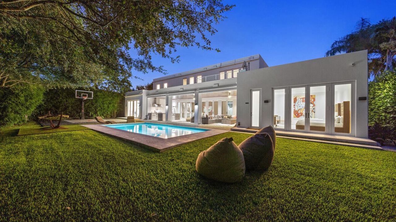 Photo of Outdoor in Miramar