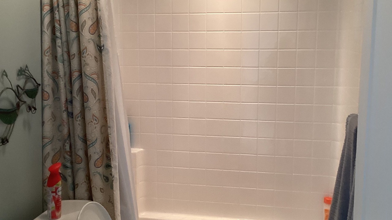 Photo of Bathroom in Geneva-on-the-Lake