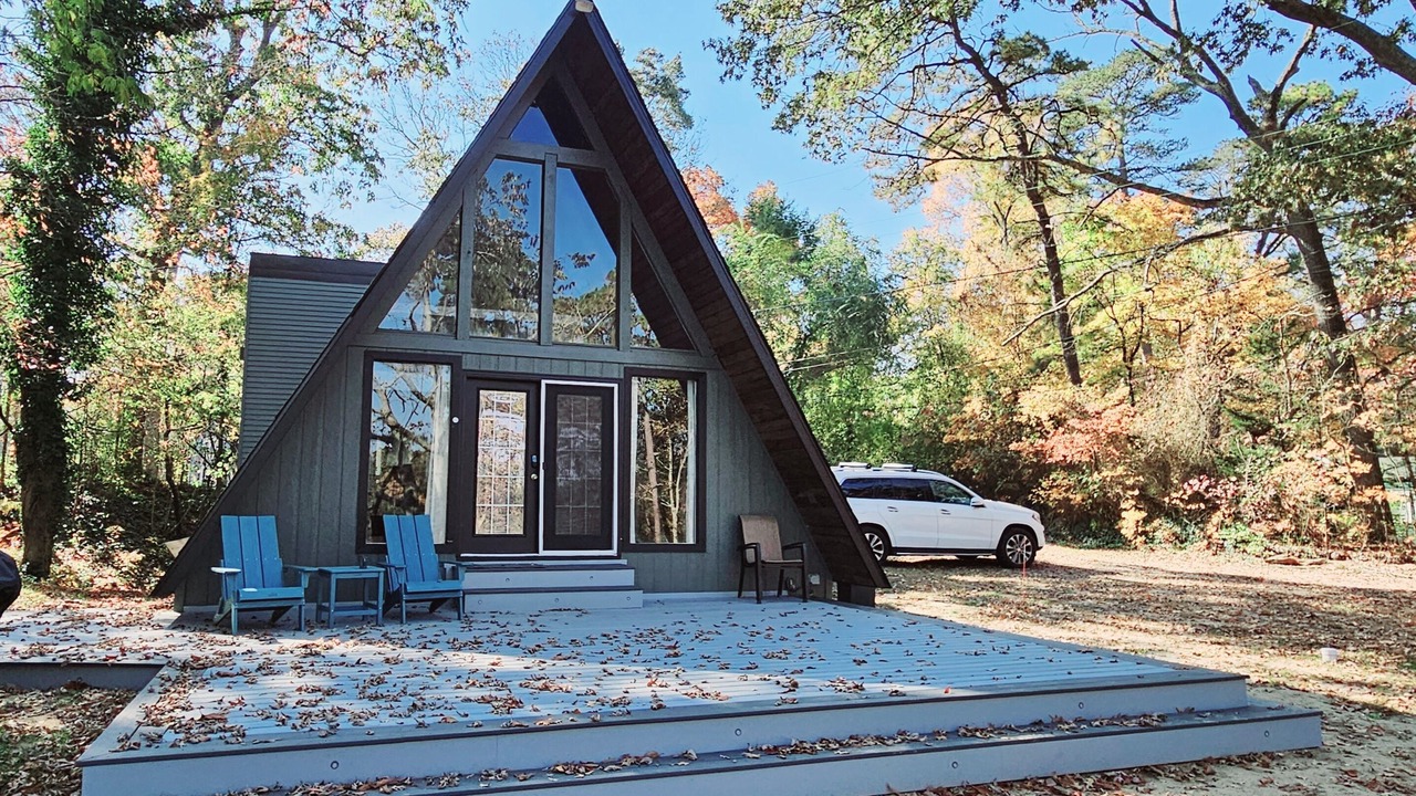 Photo of Outdoor in Laurel Lake