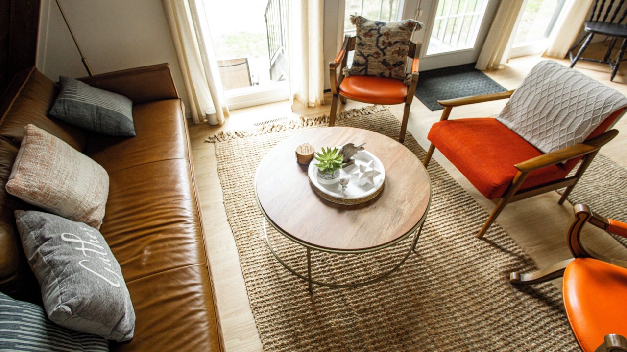 Photo of Livingroom in Laurel Lake