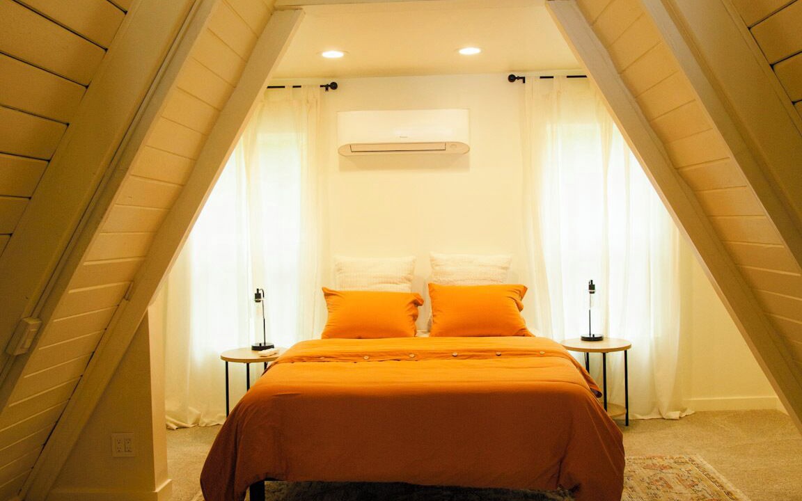 Photo of Bedroom in Laurel Lake