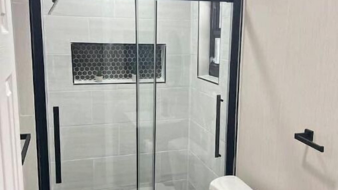 Photo of Bathroom in Sunrise