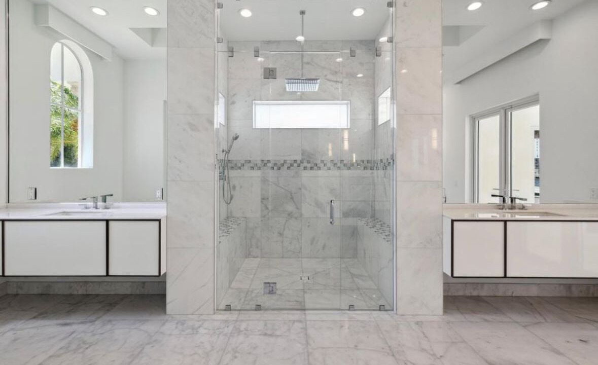 Photo of Bathroom in Hollywood South Central Beach