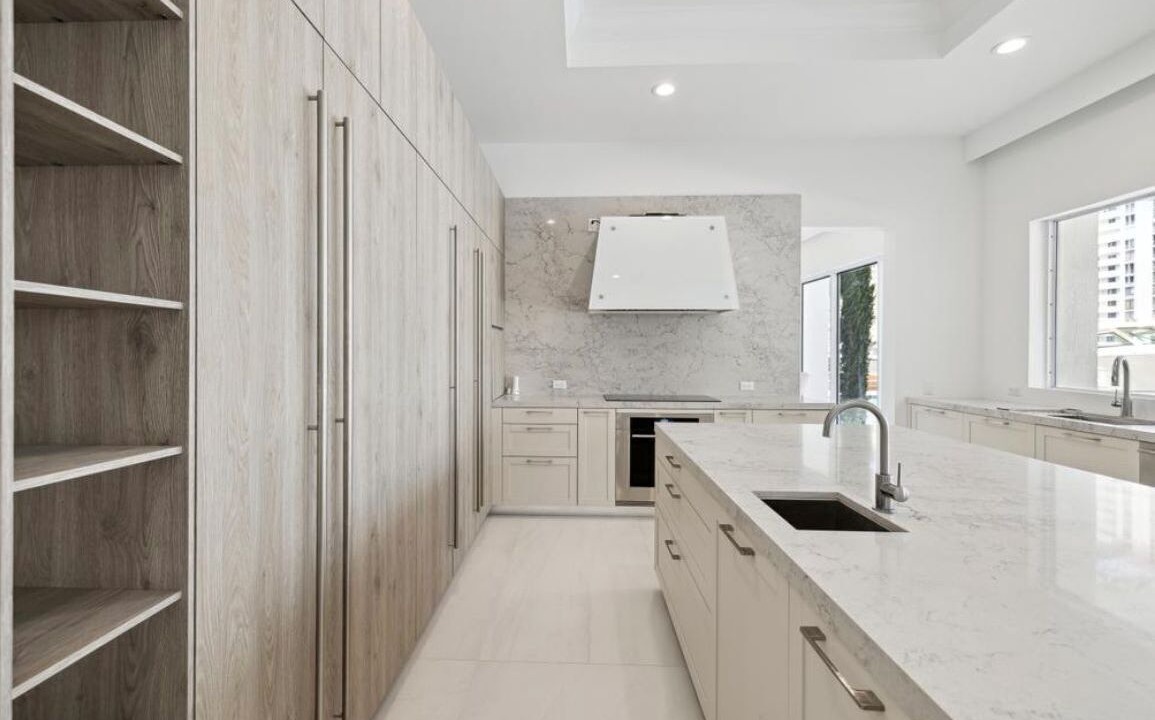 Photo of Kitchen in Hollywood South Central Beach