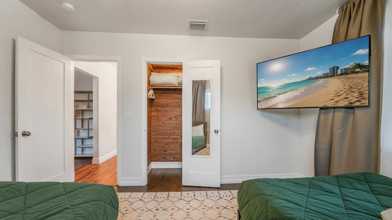 Photo of Bedroom in Miami Shores