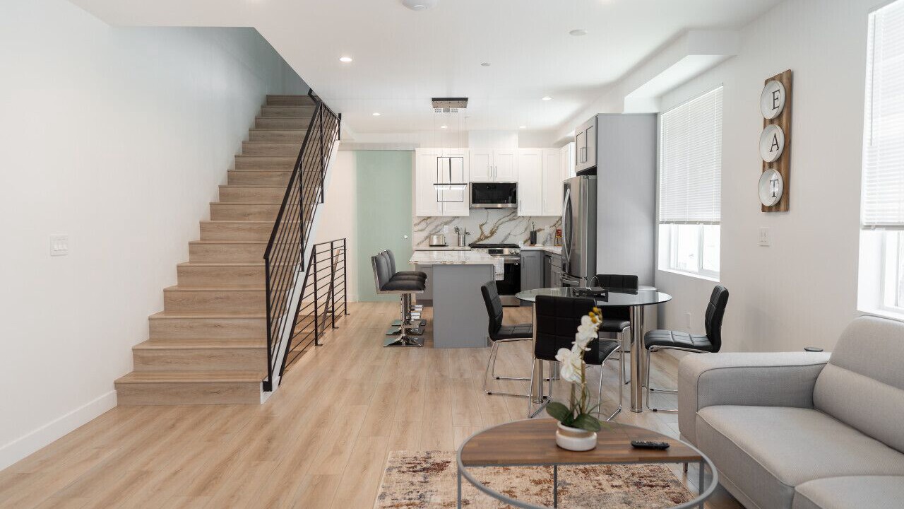 Photo of Bedroom in NoHo Arts District