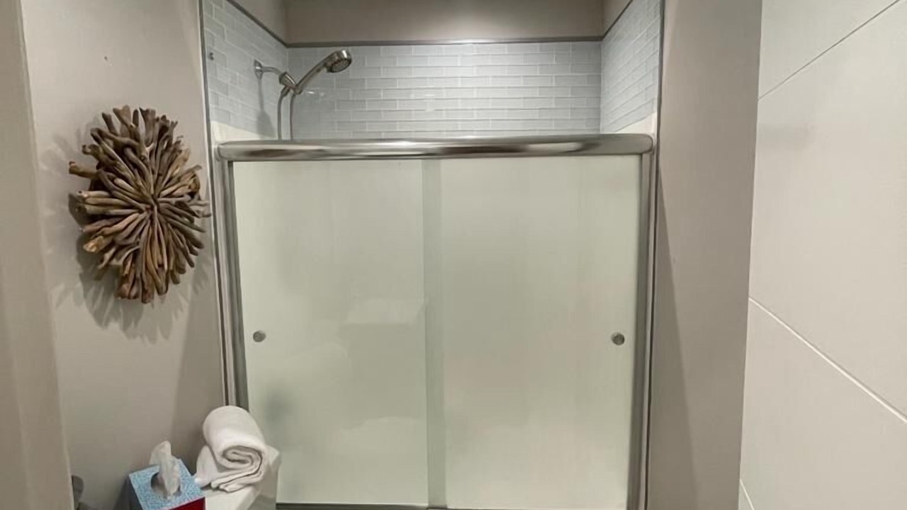 Photo of Bathroom in Croissant Park