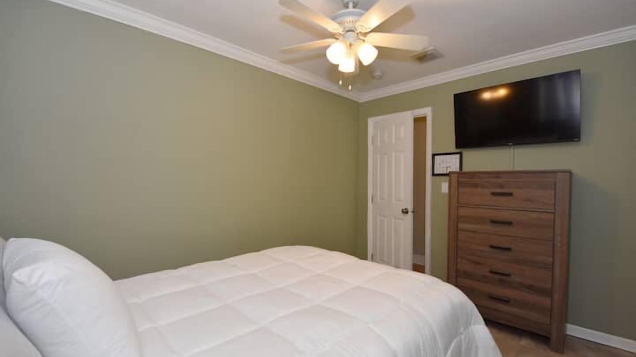 Photo of Bedroom in Riverside Park