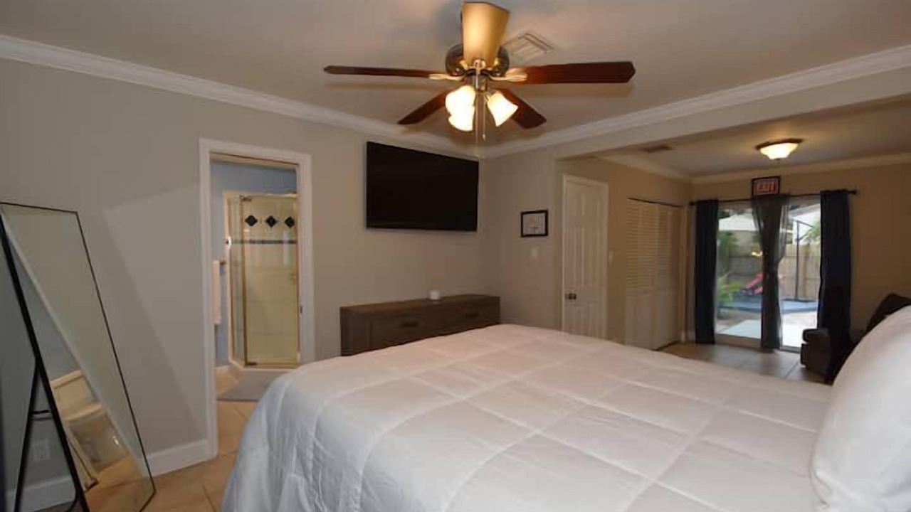Photo of Bedroom in Riverside Park