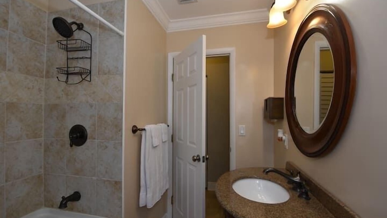 Photo of Bathroom in Riverside Park