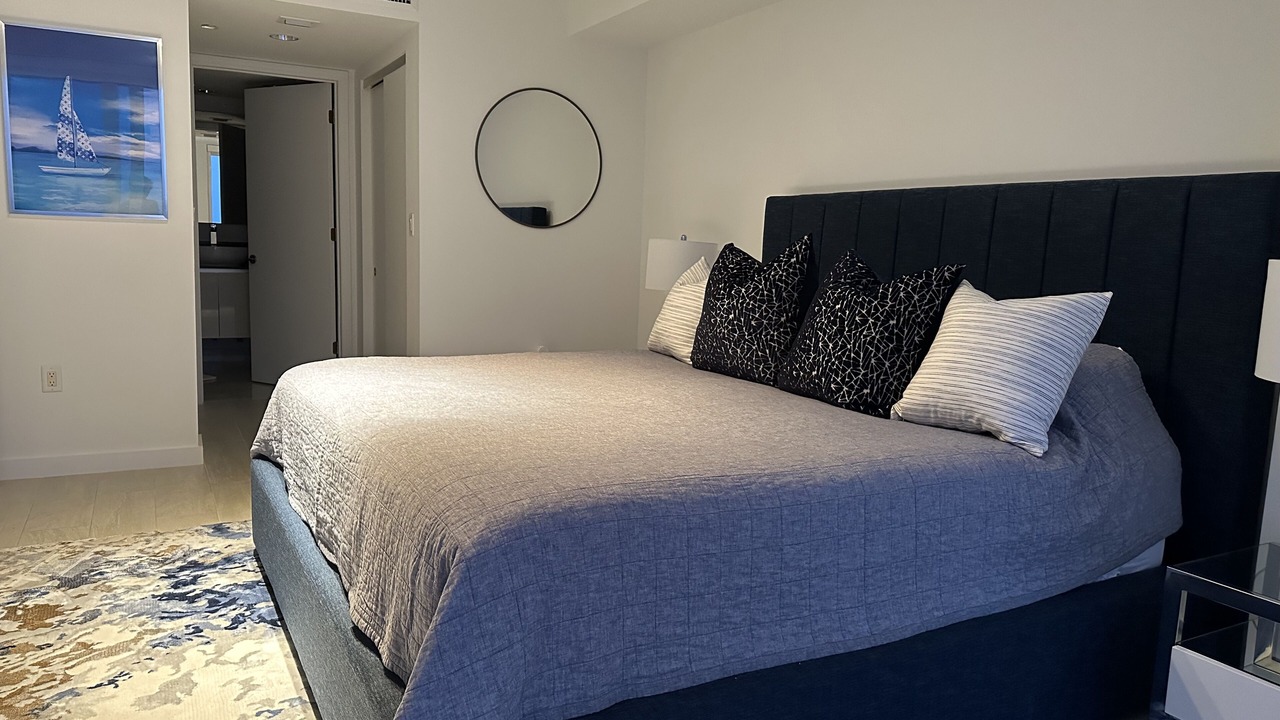 Photo of Bedroom in Bay Harbor Islands