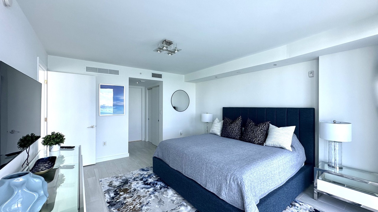Photo of Bedroom in Bay Harbor Islands