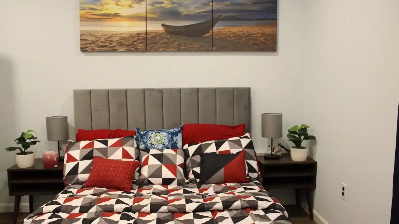 Photo of Bedroom in Town Bank