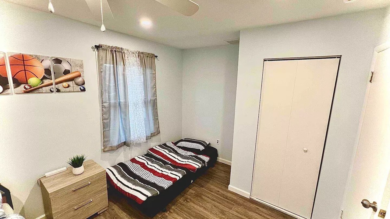 Photo of Bedroom in Town Bank