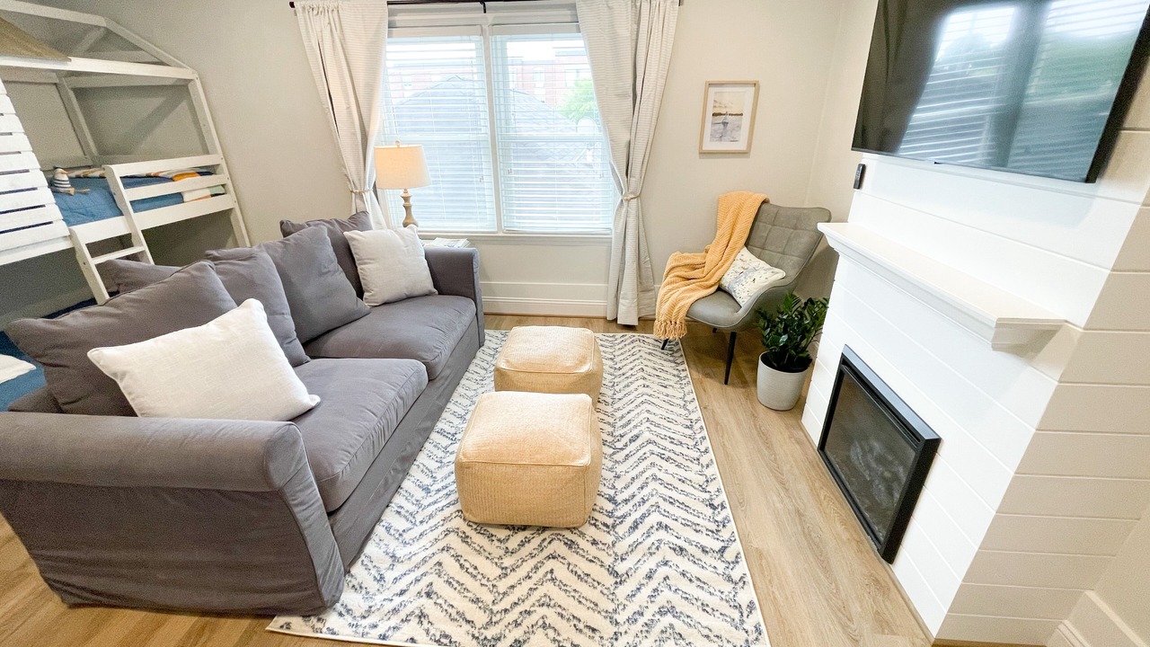 Photo of Livingroom in Leonardtown