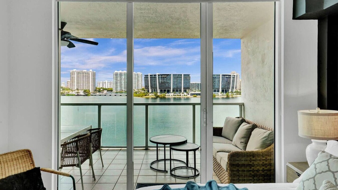 Photo of Others in Sunny Isles Beach