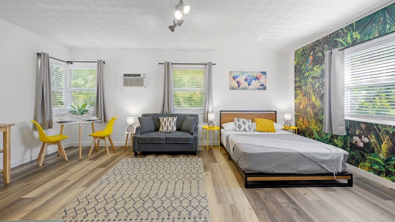 Photo of Bedroom in Poinsettia Heights