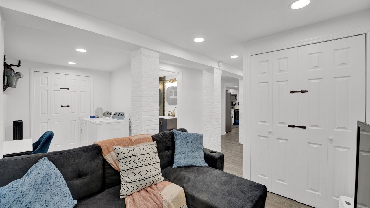 Photo of Livingroom in West Side