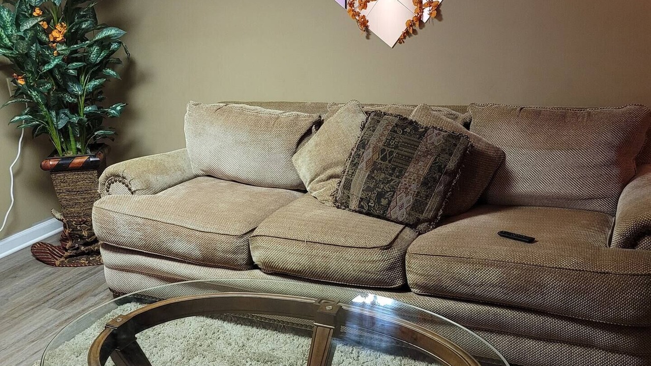 Photo of Livingroom in Chesapeake Ranch Estates-Drum Point