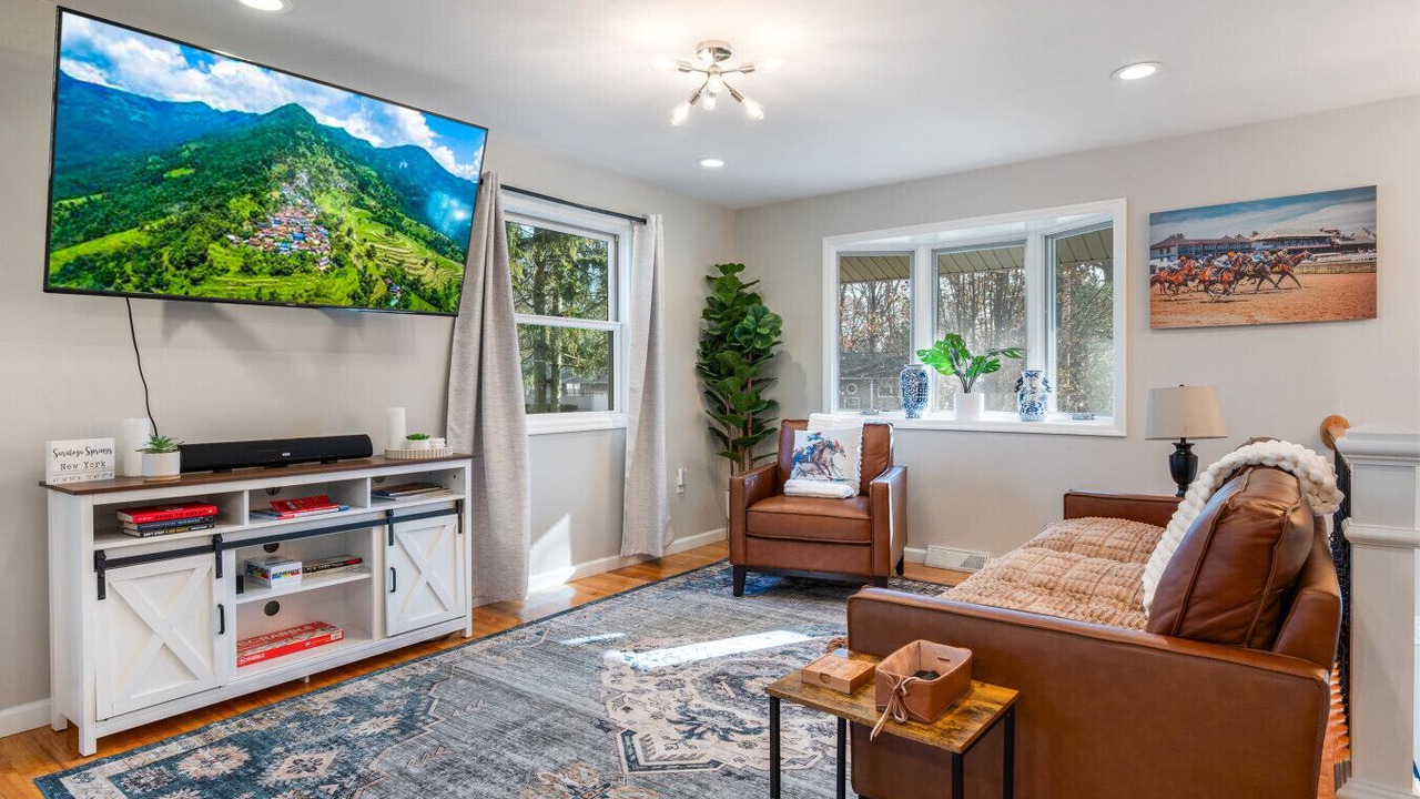Photo of Livingroom in Swiftcurrent