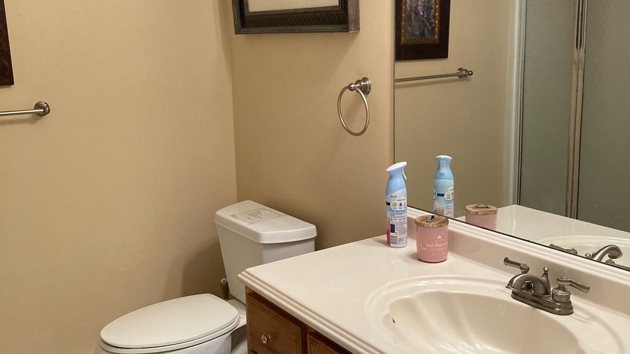 Photo of Bathroom in East Orleans