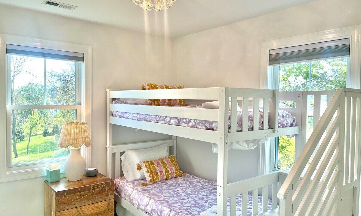 Photo of Bedroom in Ridge St.