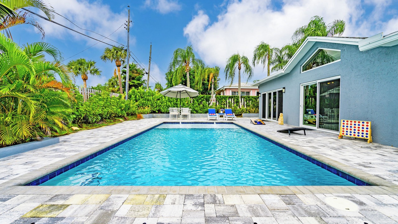 Photo of Outdoor in Gulf Stream
