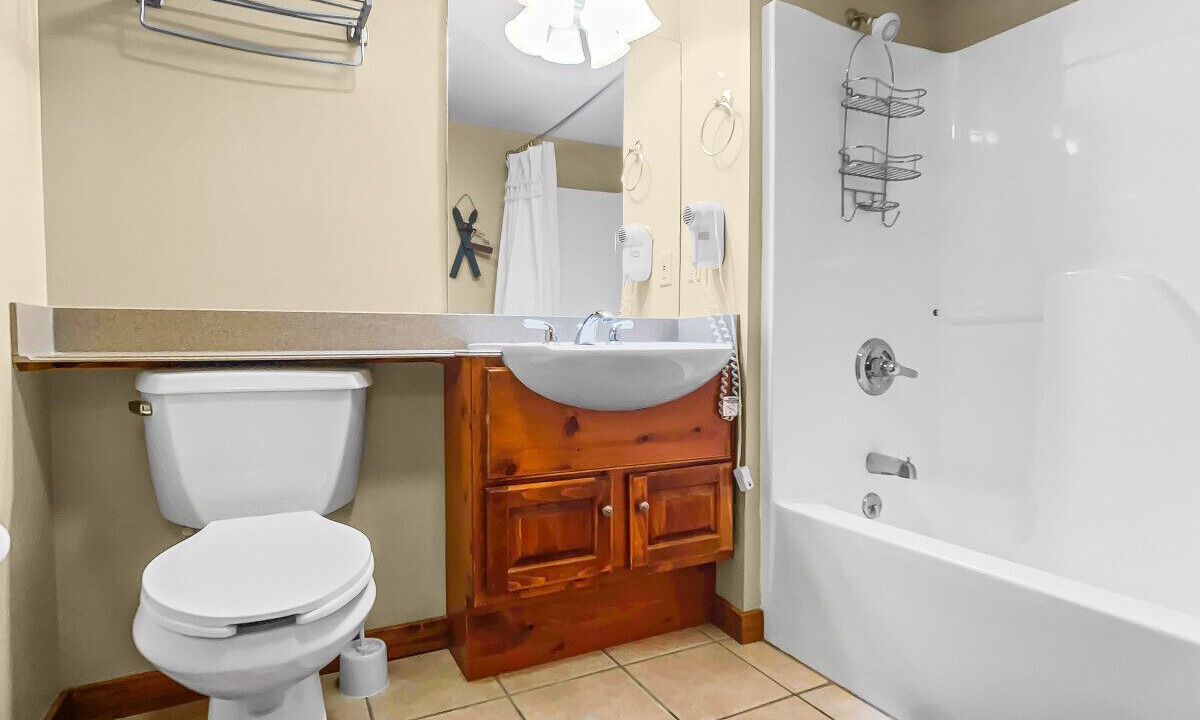 Photo of Bathroom in Edray