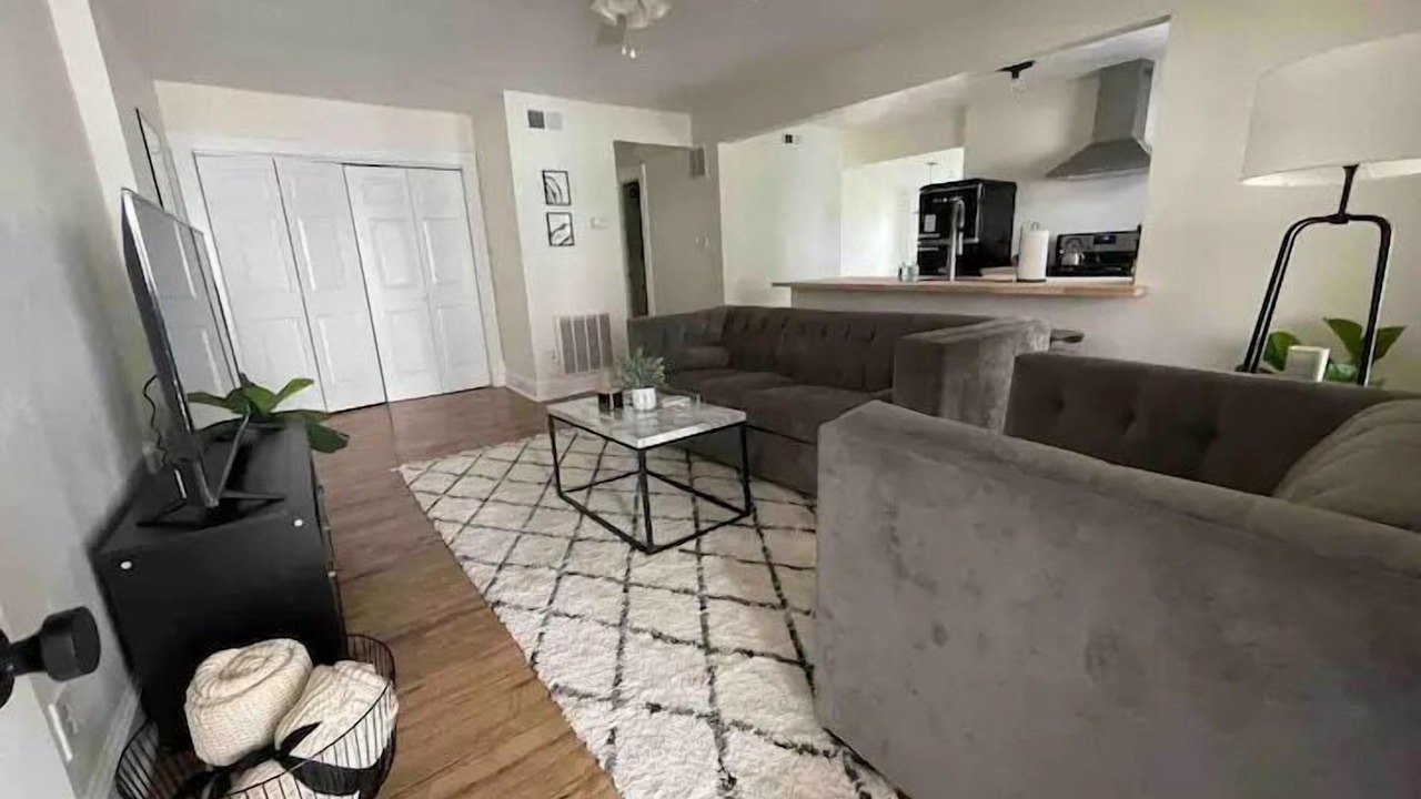 Photo of Livingroom in Belmont