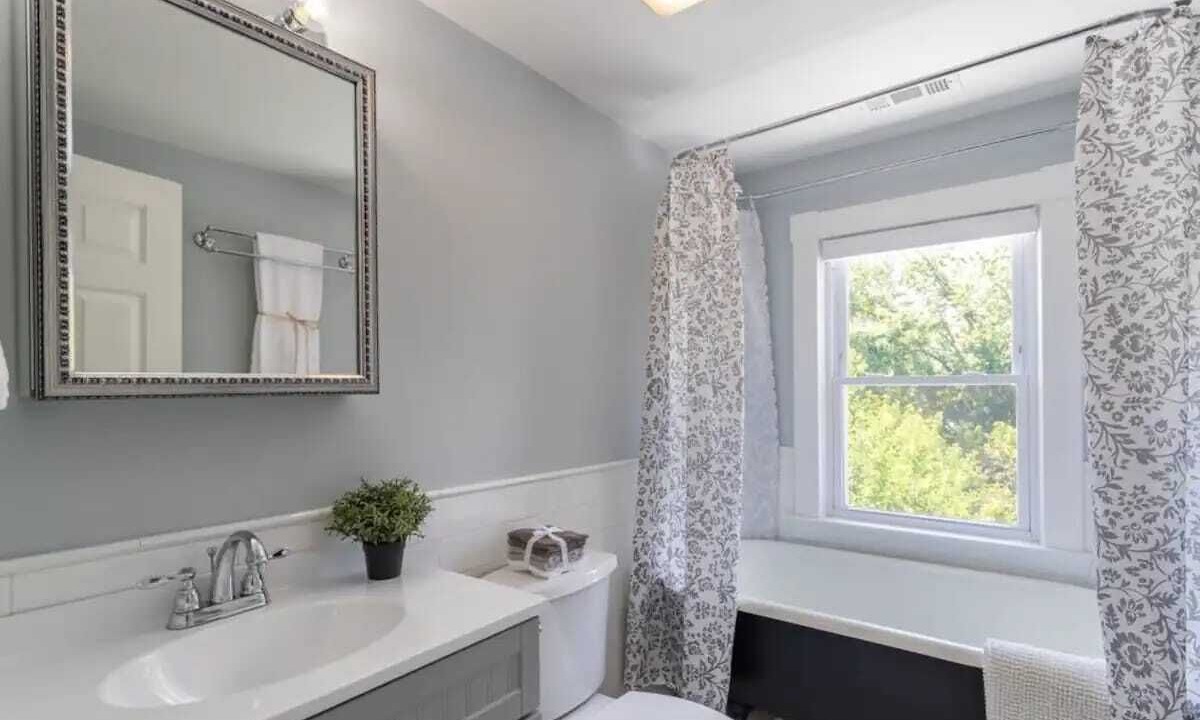 Photo of Bathroom in Belmont