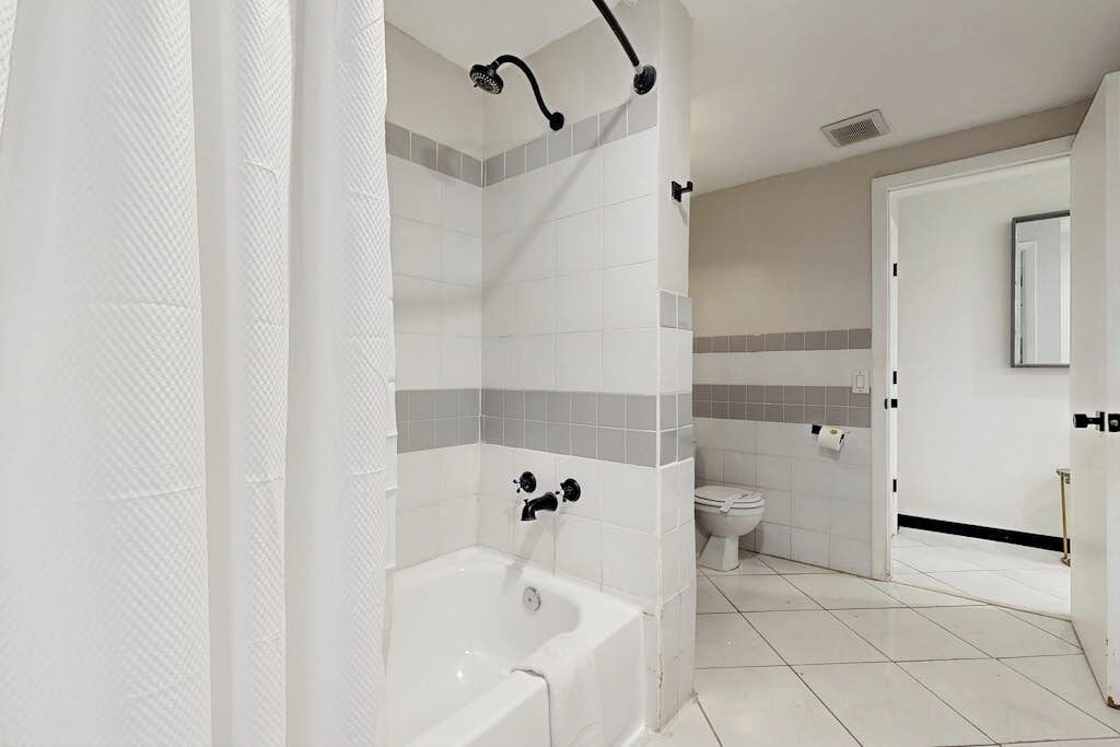 Photo of Bathroom in Parkside