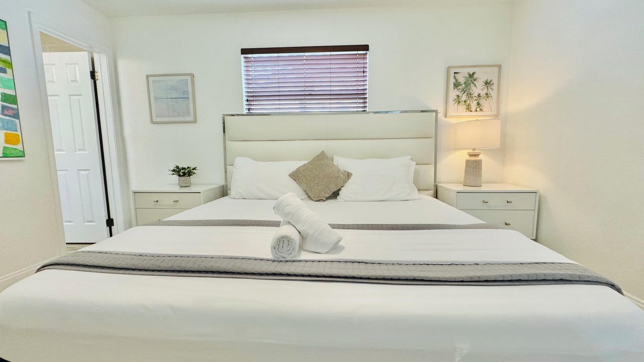 Photo of Bedroom in Sunrise