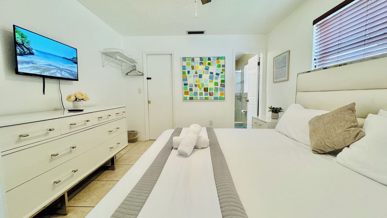 Photo of Bedroom in Sunrise