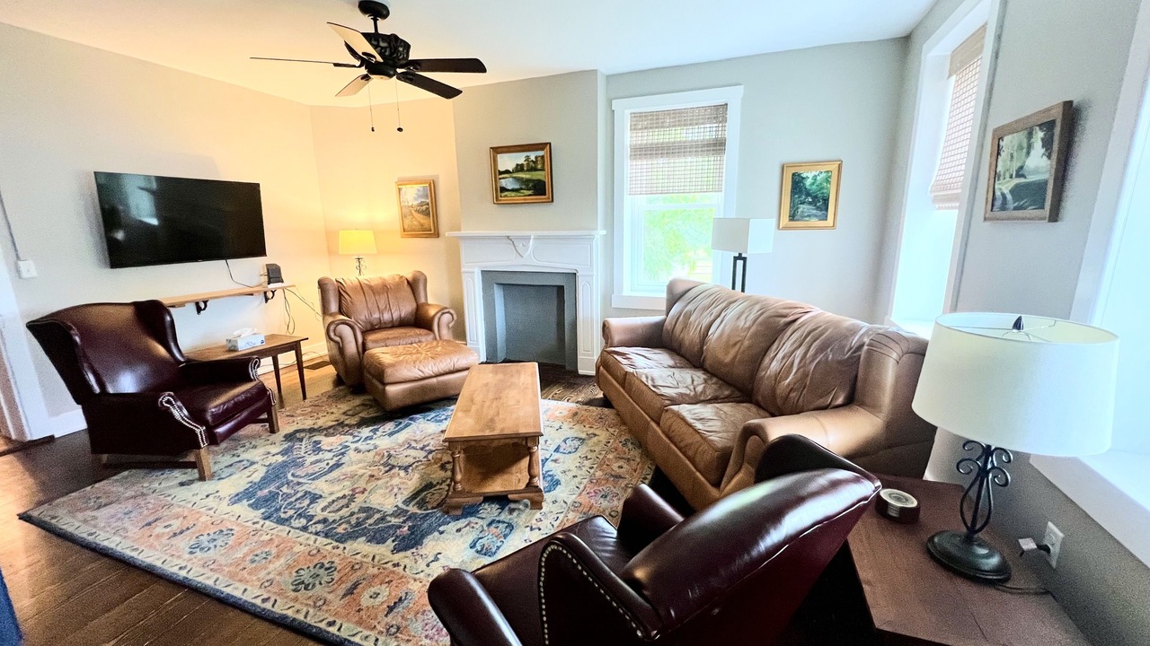 Photo of Livingroom in Jefferson