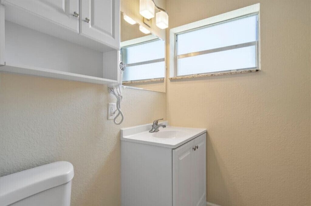 Photo of Bathroom in Hollywood South Central Beach