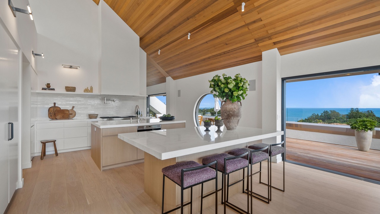 Photo of Kitchen in Central Malibu