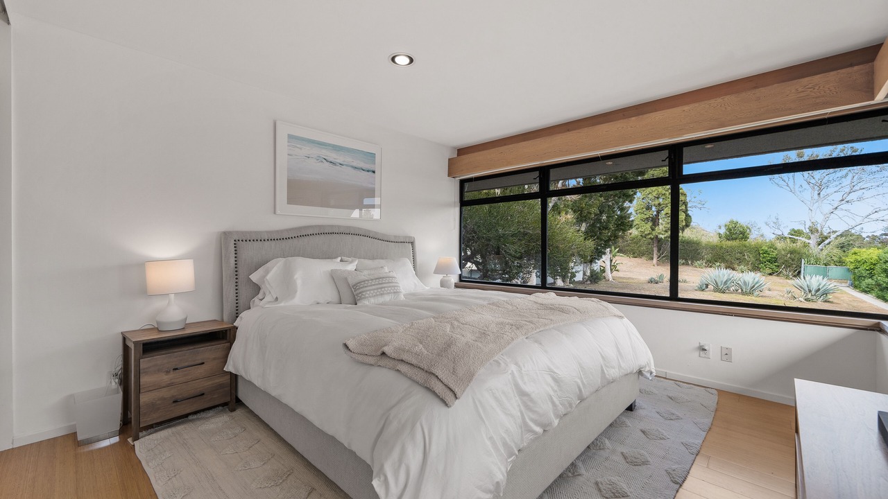Photo of Bedroom in Central Malibu