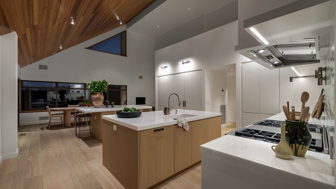 Photo of Kitchen in Central Malibu